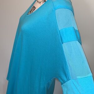 New York Laundry Short Sleeve Top Turquoise Blue, Mesh Sleeves